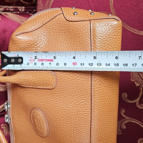 TOD'S  Leather Shoulder Bag - Picture 8 of 14